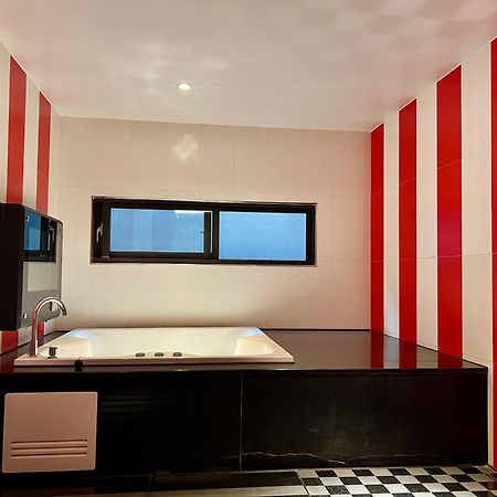 Fairy Tale City Motel Hualien City Exterior foto
